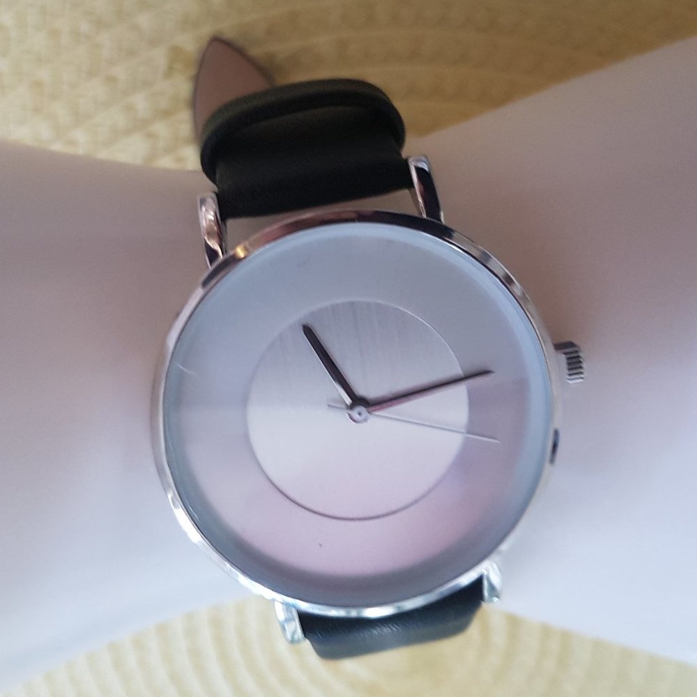 Watch - Picture 5 of 10